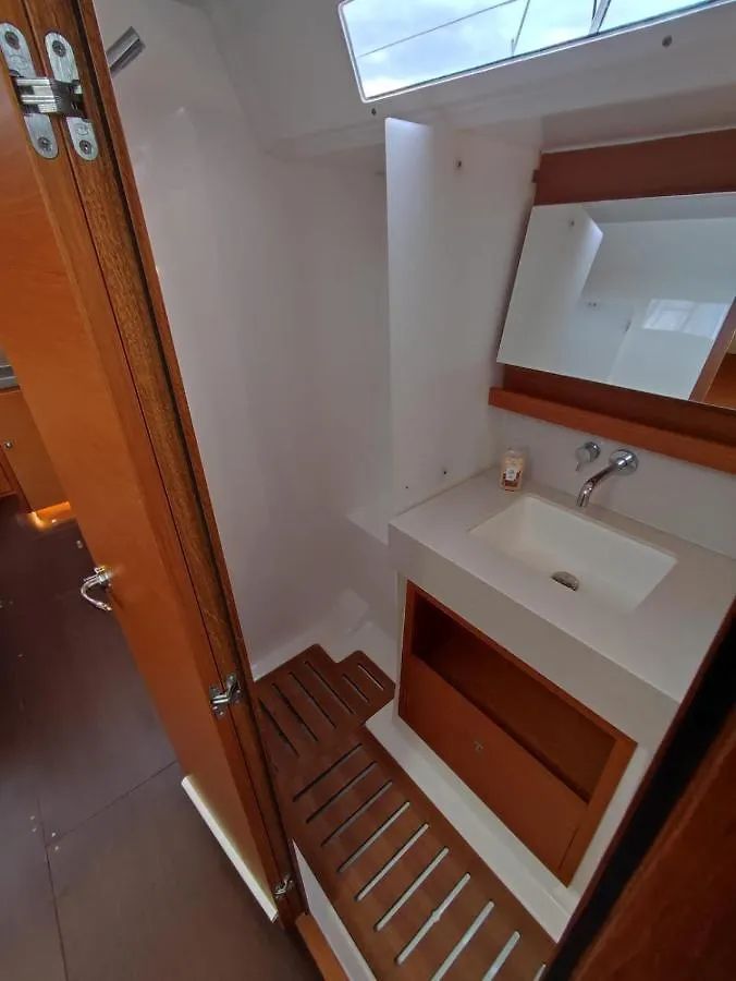 船屋 巴勒莫 Sama Houseboat酒店